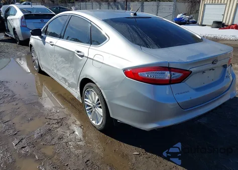 2013 Ford Fusion Se z USA, uszkodzony, nr VIN 3FA6P0H93DR315721